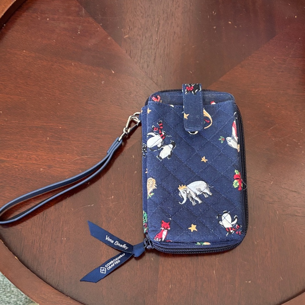 Vera Bradley Smartphone Wristlet‎ Christmas Creatures